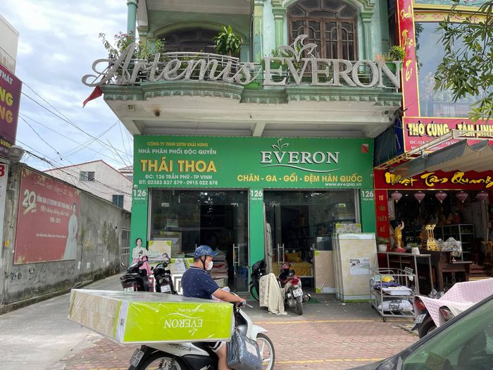 Không gian trưng bày sản phẩm Everon chính hãng tại đại lý Thái Thoa