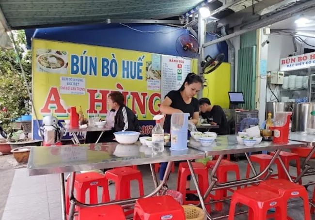 Bún Bò A Hùng - Tinh hoa ẩm thực Huế giữa lòng Sài Gòn