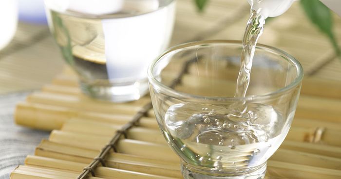 Hình ảnh minh họa cách dùng giấm trắng kích hoa nở