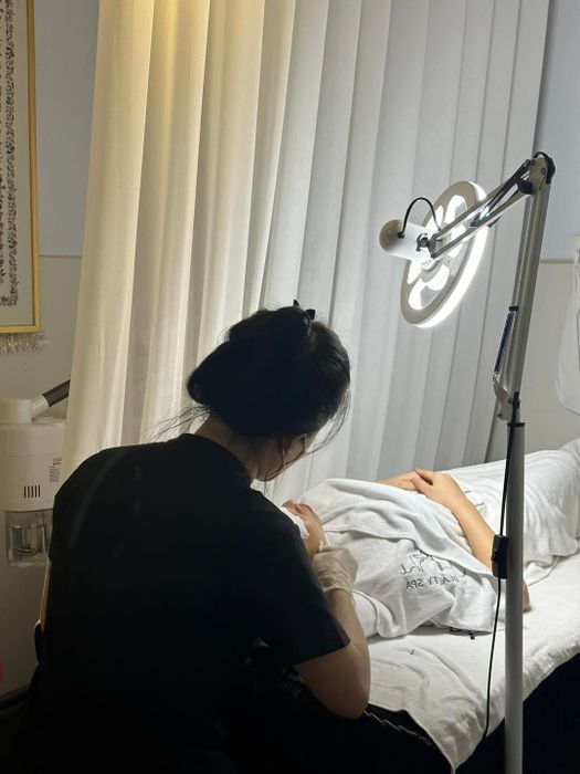 Không gian sang trọng tại YNhi Beauty Spa (Ảnh 1)