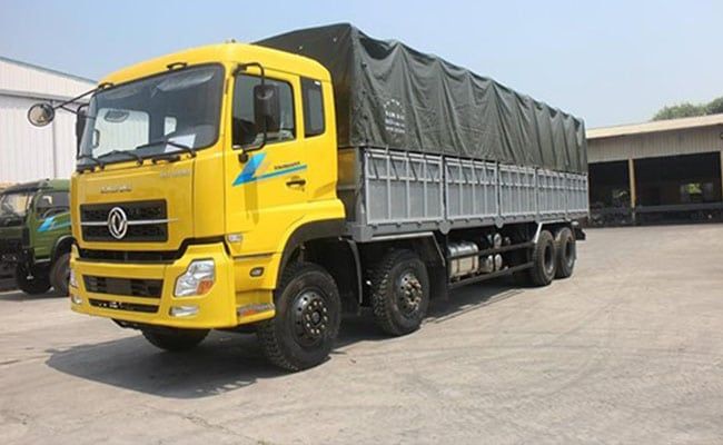 Hình ảnh đội xe vận tải Hữu Nguyên