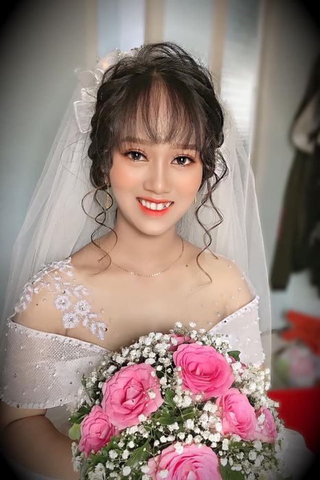 Hình ảnh Thi Le Make Up (Studio Xuân Hoài) 1