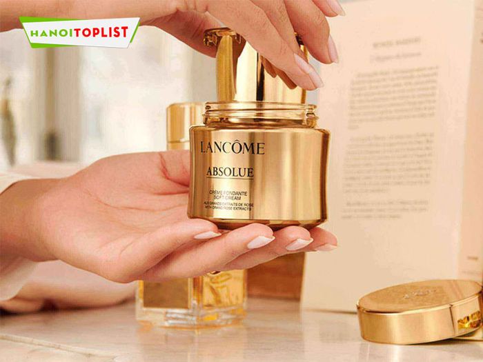 trang-tien-plaza-dia-chi-my-pham-lancome-chinh-hang-Mytour