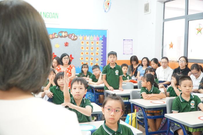 Hoạt động ngoại khóa sôi nổi tại Trường Tiểu học Ngôi Sao Hà Nội