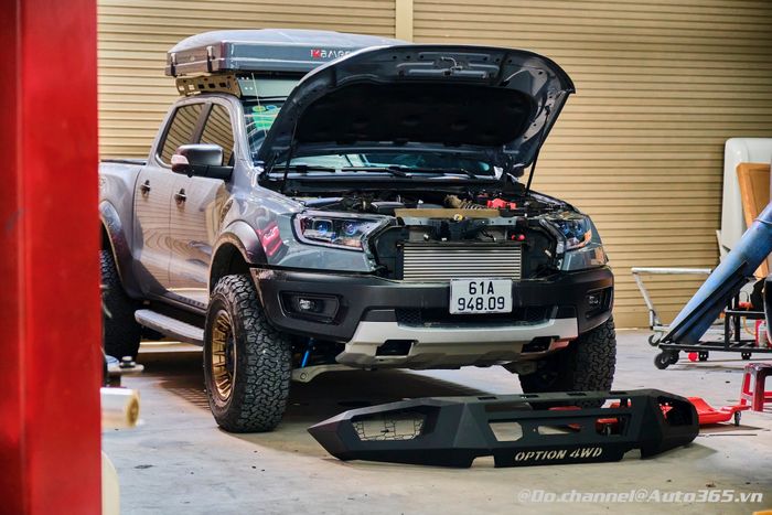 Hình ảnh hệ thống garage hiện đại tại Auto365.vn