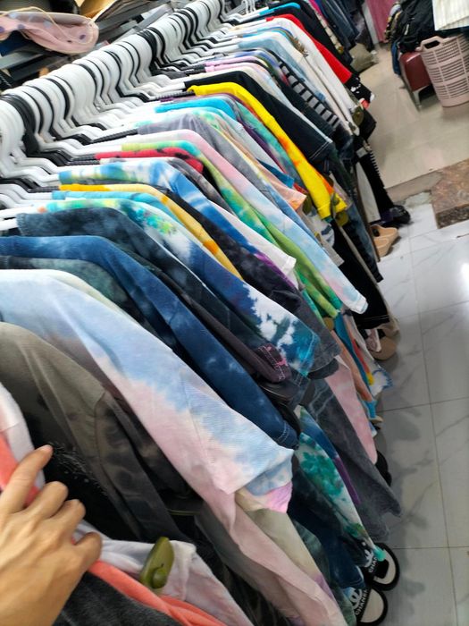 Không gian mua sắm đầy cảm hứng tại LIÊN 2HAND