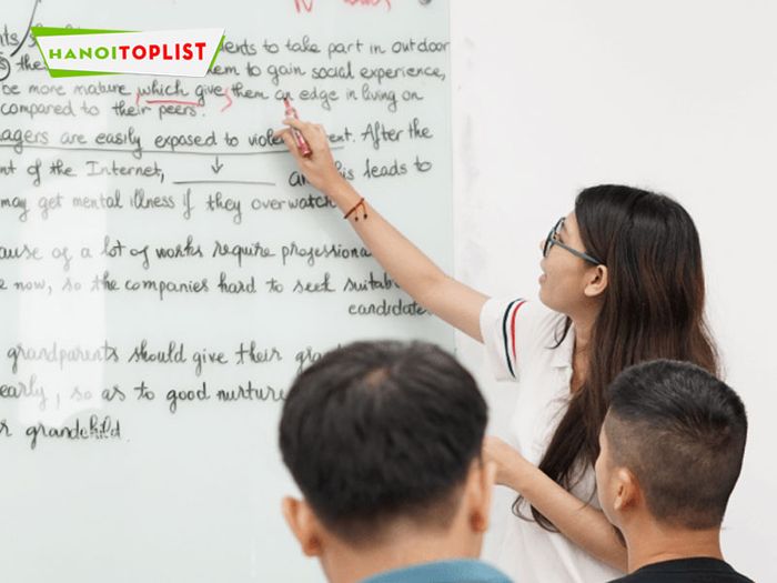 Dol English luôn đồng hành cùng học viên, mang đến những bài học sinh động kết hợp với phương pháp Linearthinking, giúp học viên tiếp thu tiếng Anh một cách hiệu quả và thú vị.