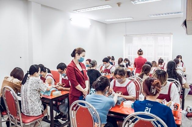 Lớp học Nail tại World Nail School