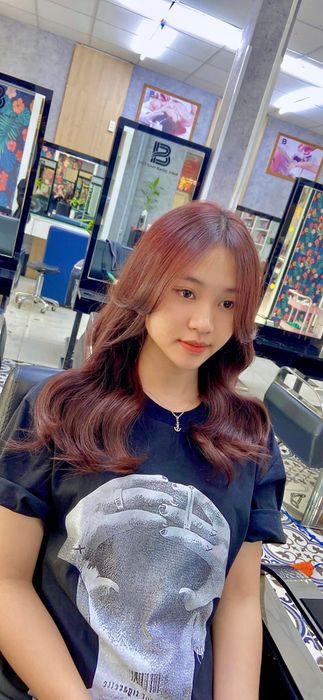 Không gian hiện đại và sang trọng tại Top Zone Hair Salon