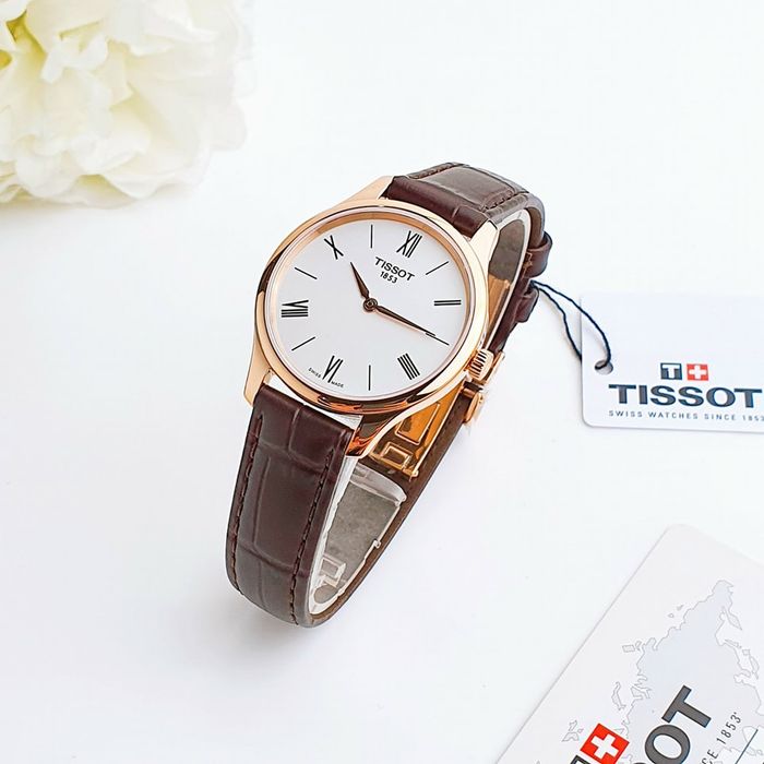 Hình ảnh không gian trưng bày ấn tượng tại Đồng hồ Hà Nội