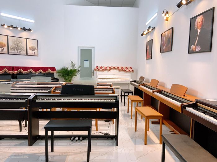 Không gian đào tạo và trưng bày piano tại An Piano