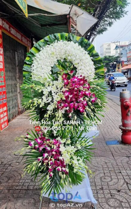 Cửa hàng cung cấp dịch vụ đặt kệ hoa phúng viếng tại Quận Tân Phú