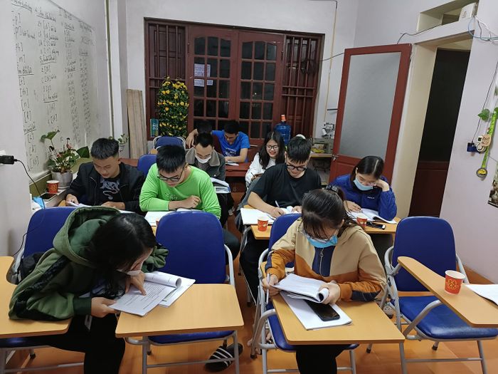 Hoạt động giảng dạy tại Trung tâm Mai Hương