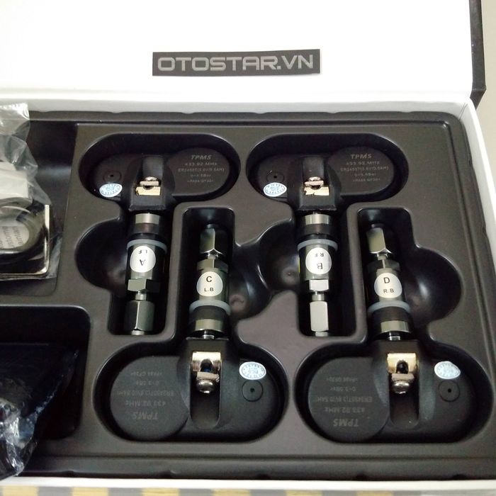 Bộ sưu tập phụ kiện độc đáo tại OTOSTAR.VN