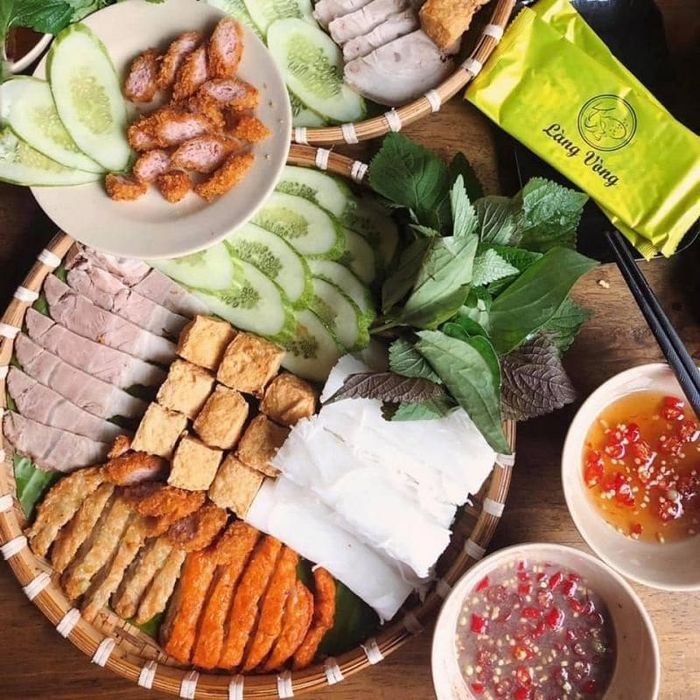 Bún Đậu Mắm Tôm – Làng Vòng: Địa chỉ bình dân chất lượng giữa lòng Gò Vấp