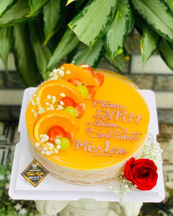 Bakeryfamily Trần Kiên - Tác phẩm bánh kem thứ hai xuất sắc