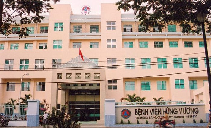 Bệnh viện Hùng Vương lọt top 8 cơ sở khám phụ khoa uy tín nhất TP.HCM