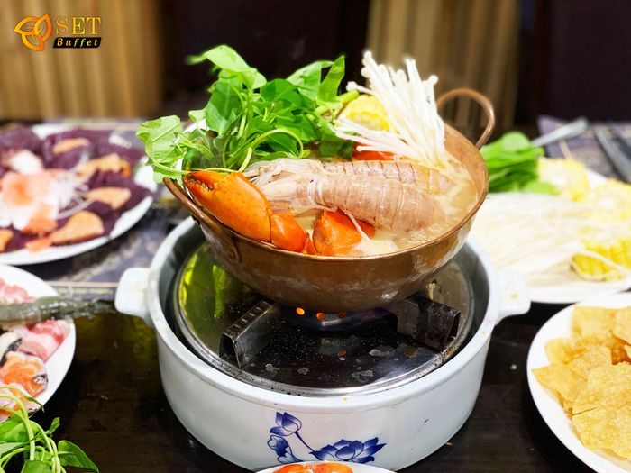 Nồi lẩu hải sản tươi ngon với hương vị đậm đà khó quên