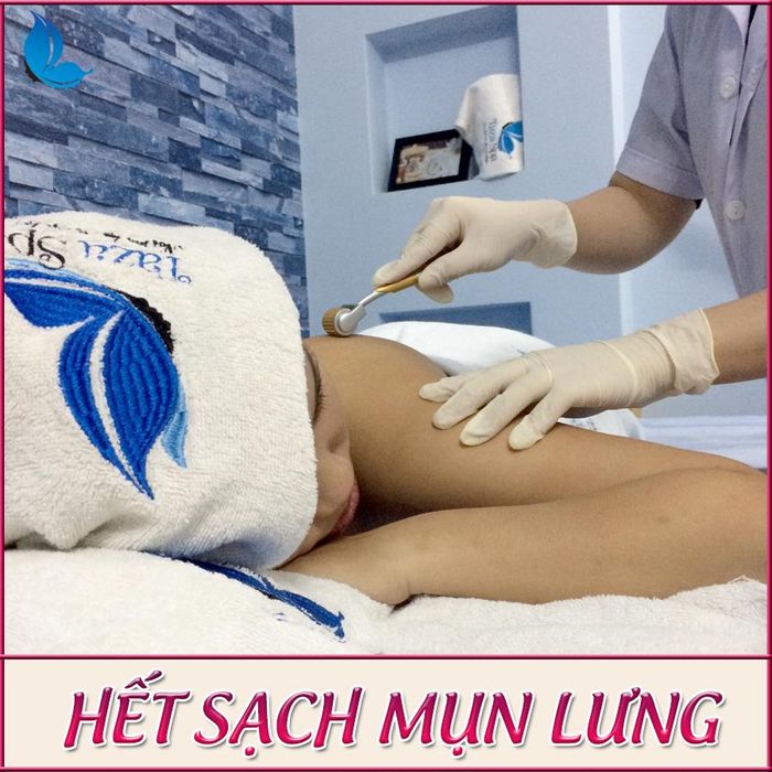 Cận cảnh quy trình trị liệu da chuyên nghiệp tại Taza Skin Clinic