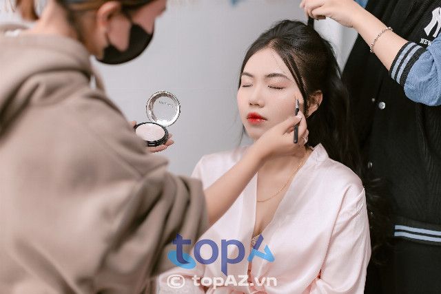 Studio trang điểm cô dâu đẹp nhất tại Giá Rai, Bạc Liêu