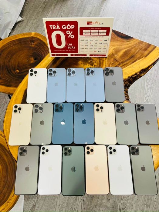 SG Mobile - Không gian trưng bày sang trọng với những mẫu iPhone đẳng cấp