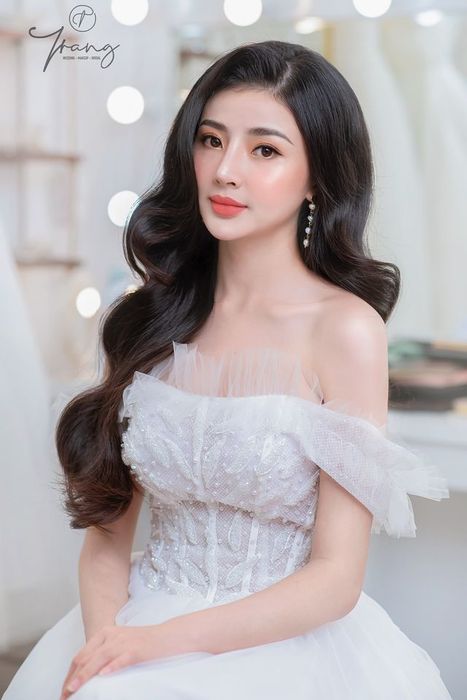 Những khoảnh khắc rạng ngời của cô dâu tại Trang Wedding