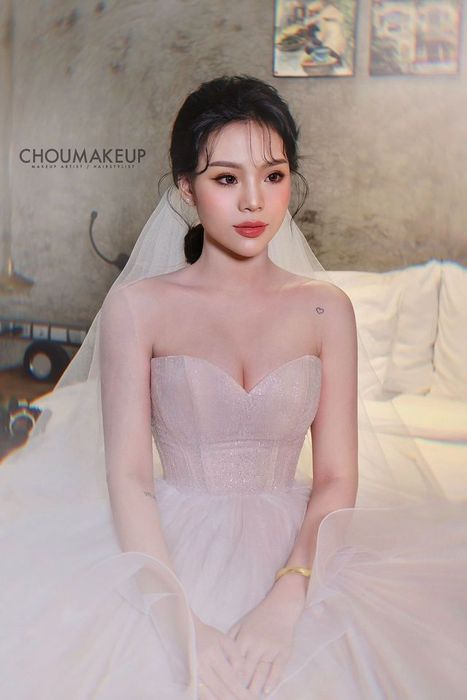 Khoảnh khắc rạng ngời của cô dâu tại Choumakeup