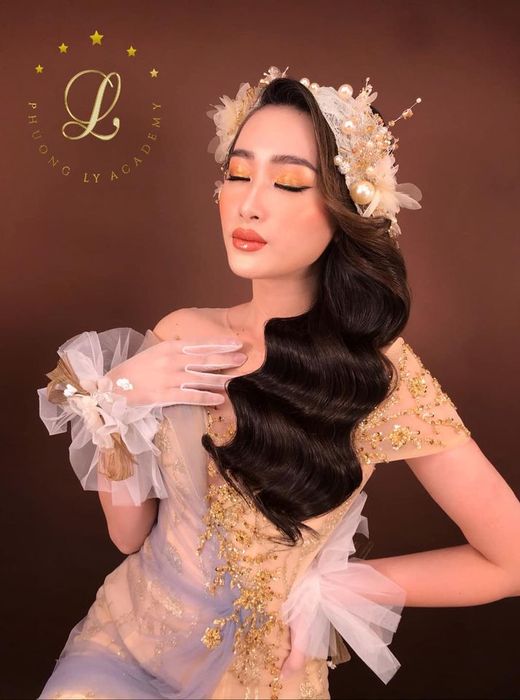Bộ sưu tập hình ảnh cô dâu lộng lẫy tại Phuong Ly MakeUp Academy