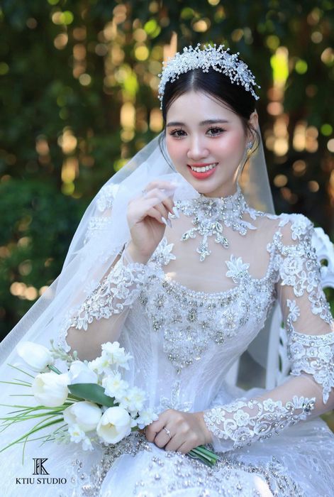 Bộ sưu tập hình ảnh cô dâu đẹp tựa nghệ thuật tại Ktiu Studio