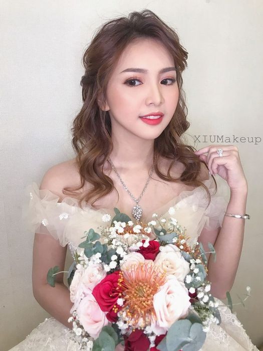 Khoảnh khắc rạng ngời của cô dâu tại XIUMakeup