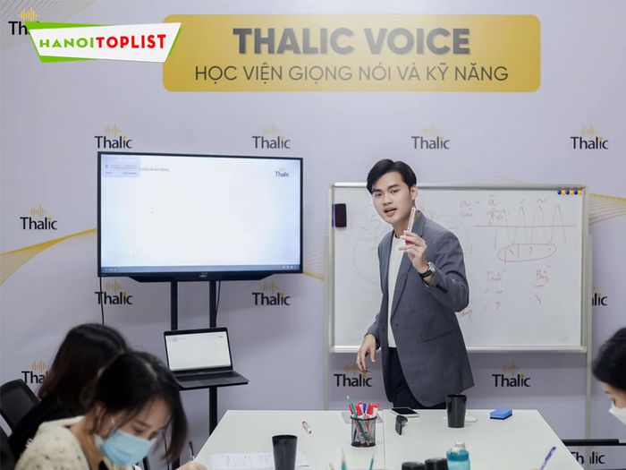 khoa-hoc-luyen-giong-thalic-voice-mytour