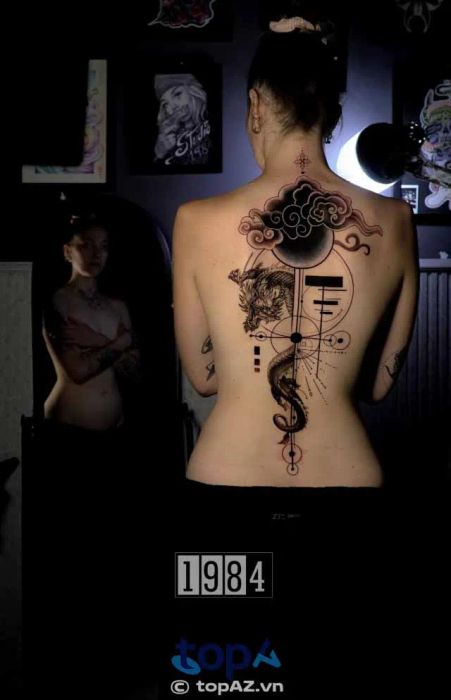 1984 Tattoo & Piercing Studio - Địa chỉ xăm hình cao cấp dành riêng cho nữ giới tại Hà Nội
