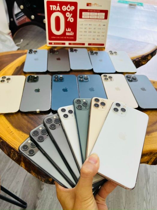 SG Mobile ảnh 2 - Không gian trải nghiệm sản phẩm chuyên nghiệp và hiện đại
