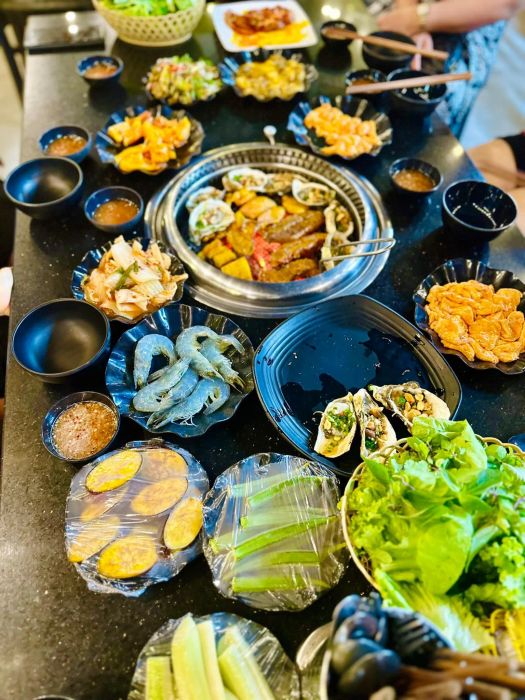 [Hình ảnh] Không gian ấm cúng và hiện đại tại Nhất Nướng Thái Hoà