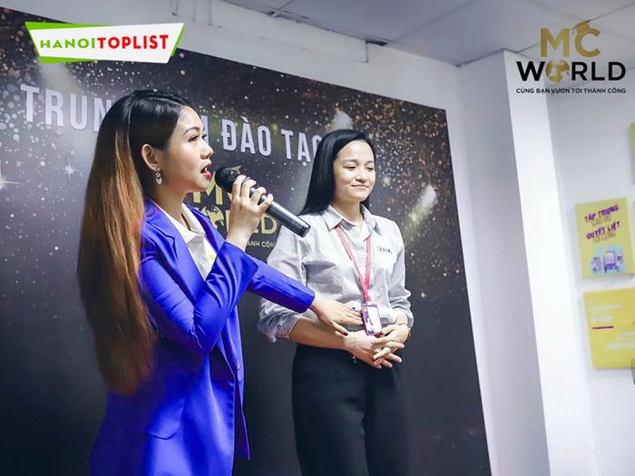 khoa-hoc-luyen-giong-mc-word-mytour