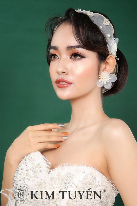 Bộ sưu tập hình ảnh cô dâu lộng lẫy tại Học viện Kim Tuyến