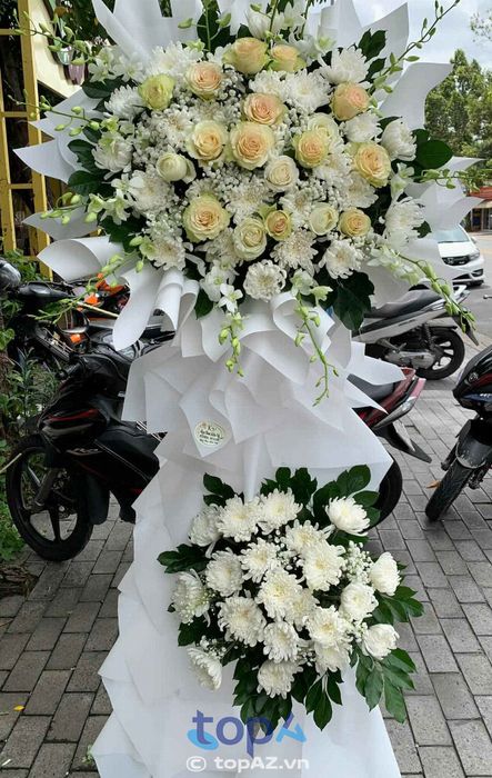 Hoa Kiều Vy - Đồng hành cùng những lời tiễn biệt đẹp nhất