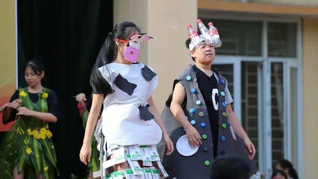 Những khoảnh khắc vui nhộn tại lễ hội hóa trang - Ảnh minh họa