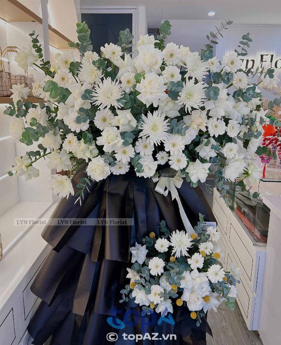LYN Florist - Đồng hành cùng những lời tiễn biệt đong đầy yêu thương