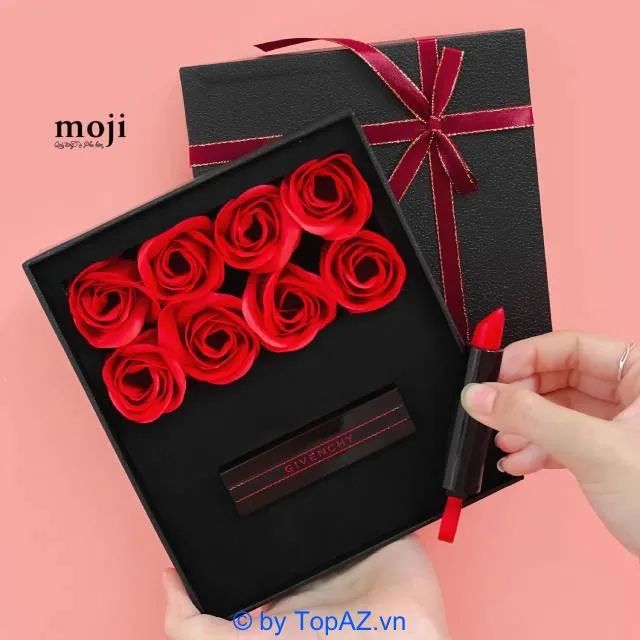 Cửa hàng bán hoa hồng sáp tại Hà Nội