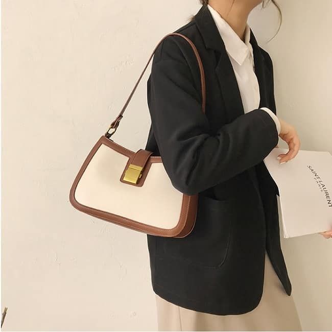 Chip.vn - Cửa hàng dành cho những tín đồ yêu thích túi basic chất lượng.