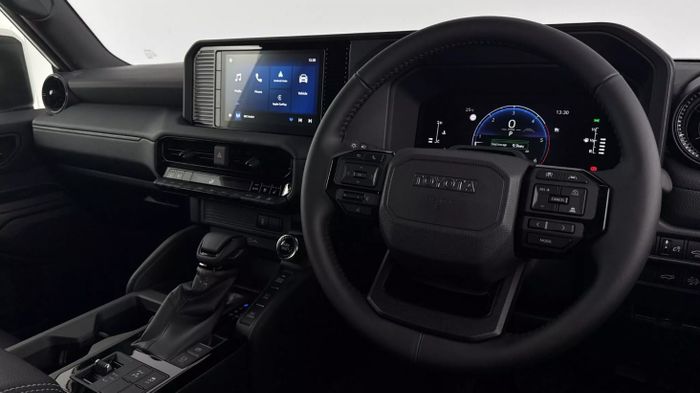 Land Cruiser 10.JPG