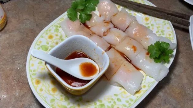 Bánh cuốn ngon tại Quận 3 với mức giá cực kỳ phải chăng.