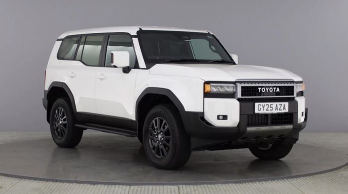 Land Cruiser 3.JPG