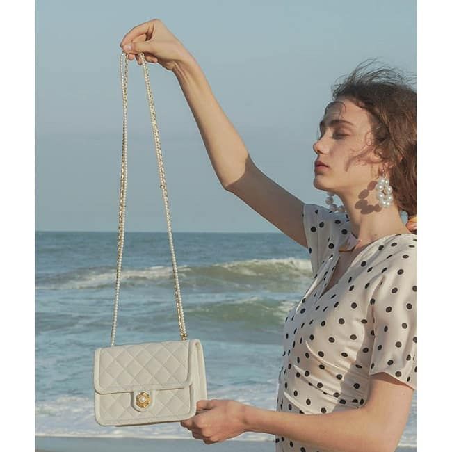 Tina Shop - Nơi bạn tìm thấy những chiếc túi basic đẹp mắt và thời thượng.