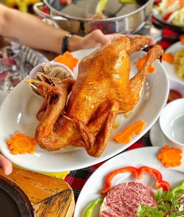 Nhà hàng Phương Nam - Không gian ấm cúng với sức chứa lớn