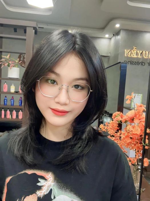Hình ảnh showroom Kính Thuốc Tràng Tiền tại Vinh