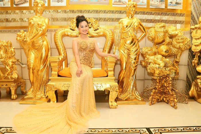 Những kiệt tác nghệ thuật lấp lánh được chế tác từ vàng