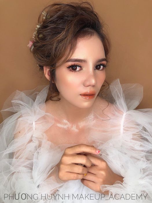 Khoảnh khắc cô dâu lộng lẫy tại Phương Huỳnh Bridal