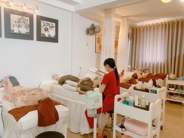 Không gian sang trọng đạt chuẩn quốc tế tại YANA Clinic & Spa